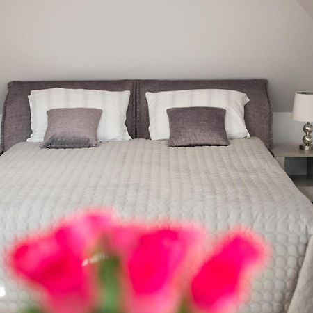Petro Delux Apartments Kaunas Eksteriør billede