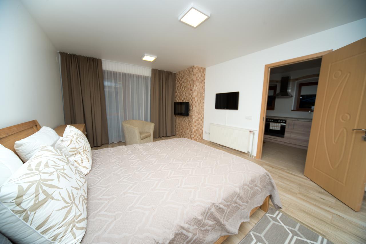 Petro Delux Apartments Kaunas Eksteriør billede