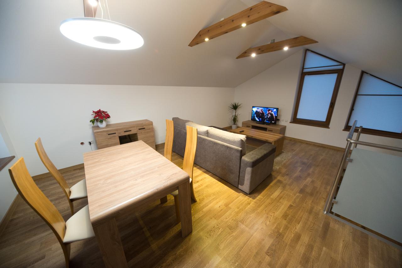 Petro Delux Apartments Kaunas Eksteriør billede
