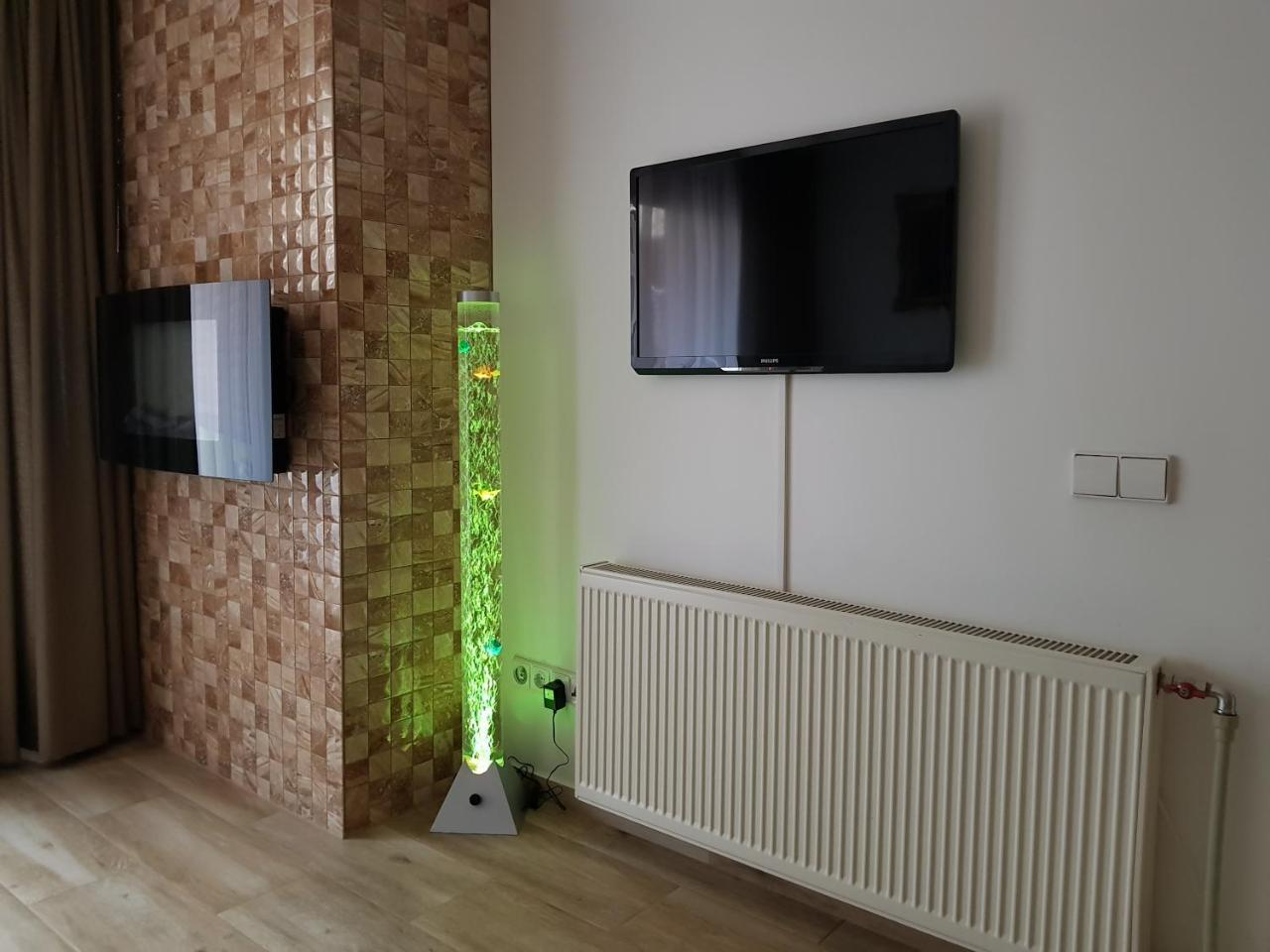 Petro Delux Apartments Kaunas Eksteriør billede